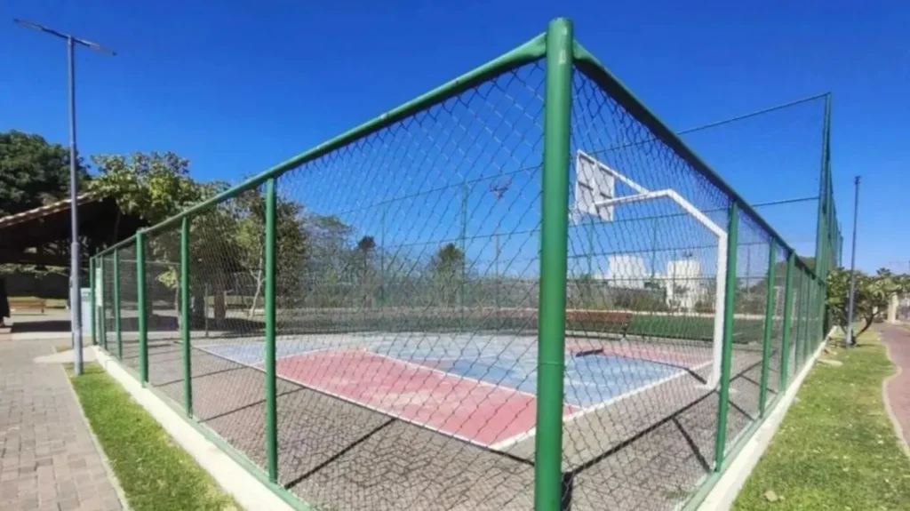Quadra Poliesportiva, Campo de Futebol, Quadra de Vôlei de Areia